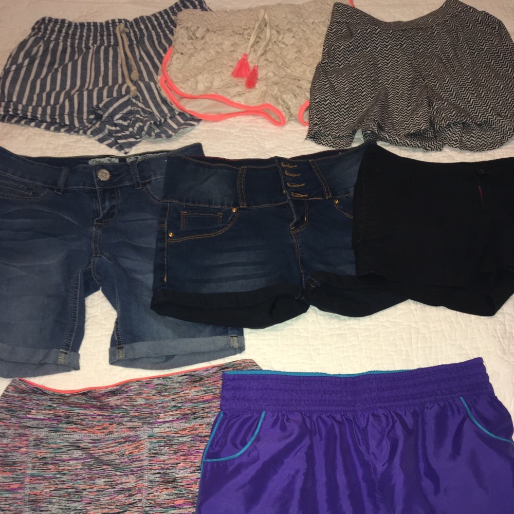 SHORTS BUNDLE, 8 PAIR